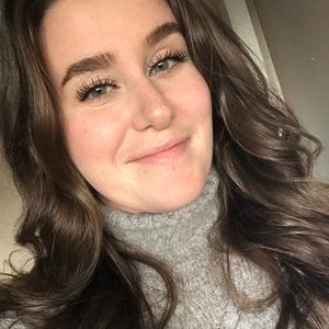 Meet your Posher, Yvonne